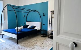 Lucky Corner - Elegant Stay